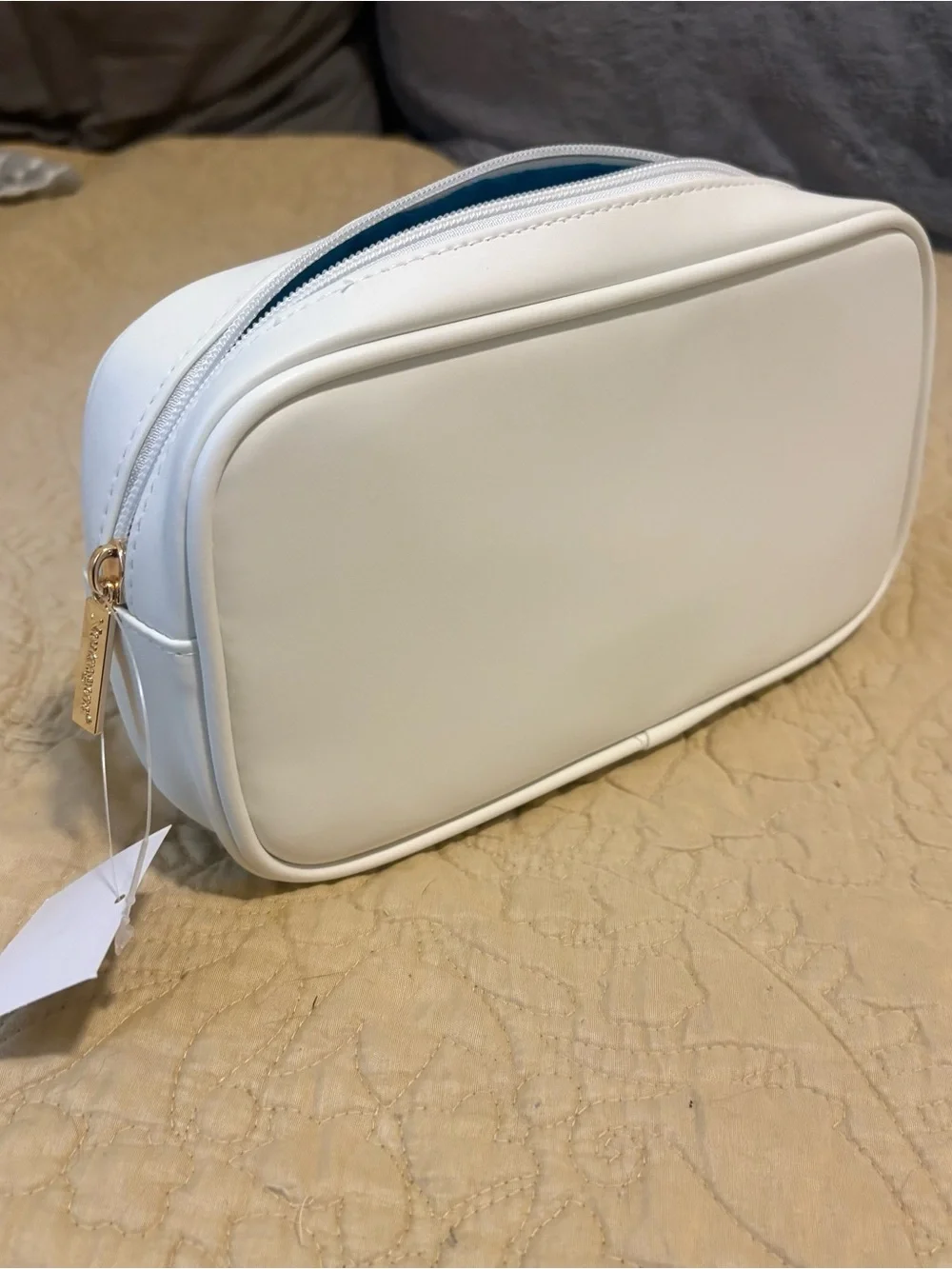 Neutrogena small white